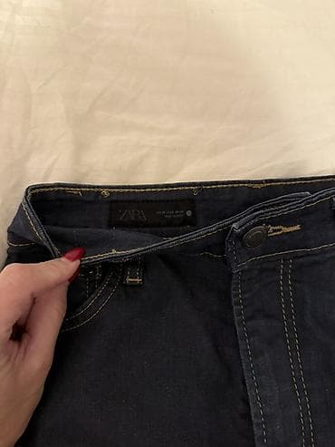 pantalone butiku ali: ZARA ženske farmerke – tamno plavi indigo džins - Model: klasičan na lalafo.rs — 2 pantalone butiku ali: ZARA ženske farmerke – tamno plavi indigo džins - Model: klasičan — 2