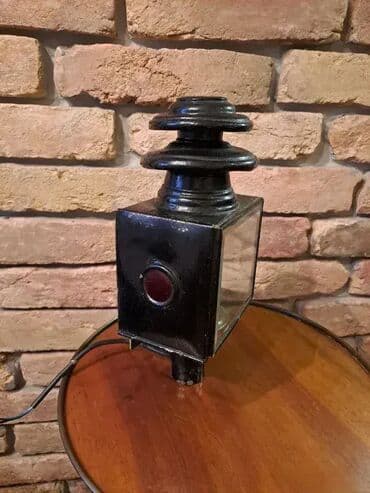 Antique Decor: Stari, zeleznicki, elektrificirani fenjer. Visina 31cm i ostalih at lalafo.rs — 2 Antique Decor: Stari, zeleznicki, elektrificirani fenjer. Visina 31cm i ostalih — 2