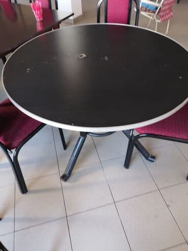 Okrugli kafe/ugostiteljski sto sa metalnom bazom + stolice - Sto na lalafo.rs Okrugli kafe/ugostiteljski sto sa metalnom bazom + stolice - Sto