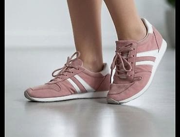 Ženske patike – roze sa belim detaljima - Stil: sportsko-kružni na lalafo.rs Ženske patike – roze sa belim detaljima - Stil: sportsko-kružni