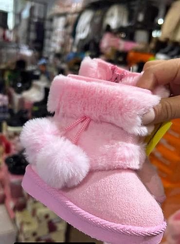 Dečje cizmice.Vel 20-35.Cena 2400 din na lalafo.rs — 1 Dečje cizmice.Vel 20-35.Cena 2400 din — 1