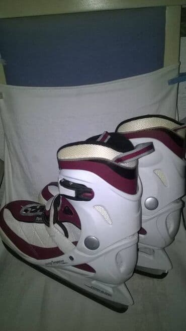 Ice skating equipment: Klizaljke Crivit br.39,kao nove u futroli.SAMO za hokej ne za at lalafo.rs — 9 Ice skating equipment: Klizaljke Crivit br.39,kao nove u futroli.SAMO za hokej ne za — 9
