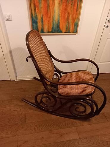 Stolica je u odlicnom stanje cena fiksno 180 e na lalafo.rs — 5 Stolica je u odlicnom stanje cena fiksno 180 e — 5