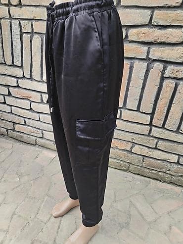 pantalone gina benotti: Amisu trenerka – ženske pantalone, veličina L. - Boja: crna - Model na lalafo.rs — 3 pantalone gina benotti: Amisu trenerka – ženske pantalone, veličina L. - Boja: crna - Model — 3