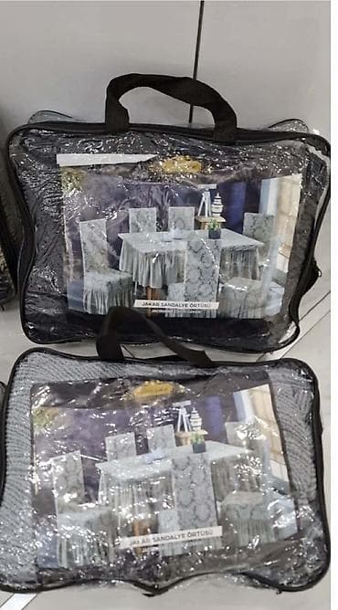 Set stolnjaka i navlaka za stolice – žakard Prodajem žakard set za na lalafo.rs — 1 Set stolnjaka i navlaka za stolice – žakard Prodajem žakard set za — 1