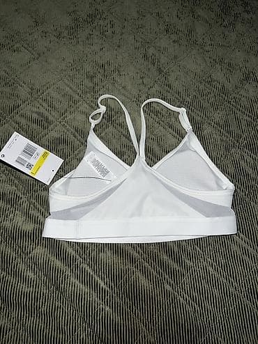 Women's T-shirts and tops: NIKE Indy Sports Bra vel. S NOVO
CZ at lalafo.rs — 4 Women's T-shirts and tops: NIKE Indy Sports Bra vel. S NOVO
CZ — 4