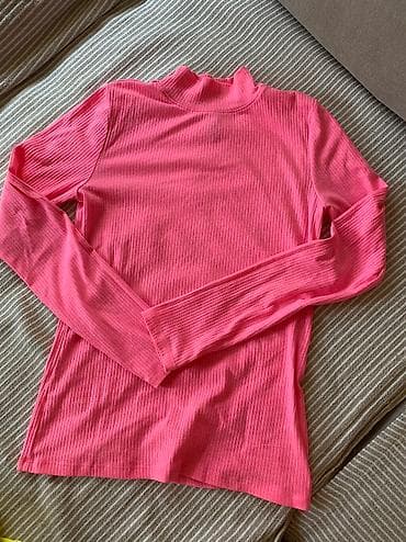 Roll-necks: Takko rolka, M velicina (moze i S) dva puta nosena, odlicno stanje at lalafo.rs — 1 Roll-necks: Takko rolka, M velicina (moze i S) dva puta nosena, odlicno stanje — 1