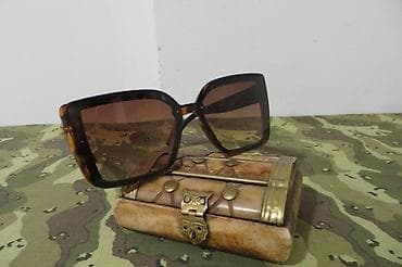 Prevelike ženske naočare za sunce brenda Dior, sa četvrtastim okvirom na lalafo.rs — 1 Prevelike ženske naočare za sunce brenda Dior, sa četvrtastim okvirom — 1