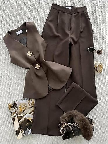 Ženski dvodelni komplet – prsluk i pantalone - Kroj: elegantan prsluk na lalafo.rs Ženski dvodelni komplet – prsluk i pantalone - Kroj: elegantan prsluk