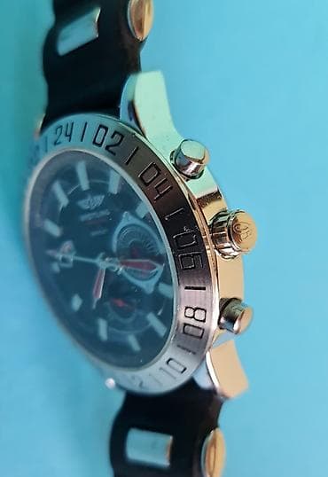 Breitling Bentley ručni sat – sportsko-elegantni model sa crnim at lalafo.rs — 6 Breitling Bentley ručni sat – sportsko-elegantni model sa crnim — 6