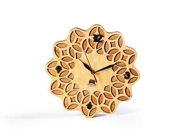 Drveni zidni sat sa otvorenim cvetnim dezenom nudi jedinstven dodir na lalafo.rs — 1 Drveni zidni sat sa otvorenim cvetnim dezenom nudi jedinstven dodir — 1