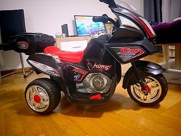 Deciji motor na punjac, u extra stanju, ima papučicu za gas. U toku na lalafo.rs — 1 Deciji motor na punjac, u extra stanju, ima papučicu za gas. U toku — 1