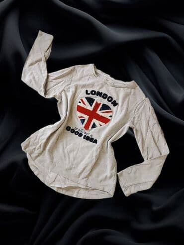 Majice, bluze po 400 dinara🟨 na lalafo.rs — 2 Majice, bluze po 400 dinara🟨 — 2