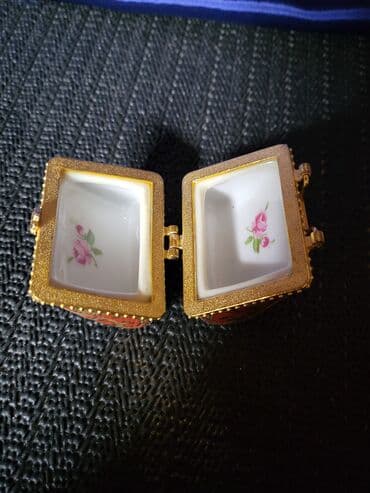 Ironing Boards: Jewelry box, color - Multicolored, New at lalafo.rs — 5 Ironing Boards: Jewelry box, color - Multicolored, New — 5