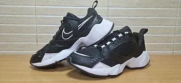 Nike Air Heights JR (br.40) patike su u odličnom stanju, kao što se na lalafo.rs — 3 Nike Air Heights JR (br.40) patike su u odličnom stanju, kao što se — 3