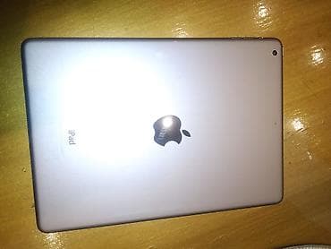 Apple iPad – 9.7" tablet - Model linije iPad, aluminijumsko kućište u at lalafo.rs — 1 Apple iPad – 9.7" tablet - Model linije iPad, aluminijumsko kućište u — 1