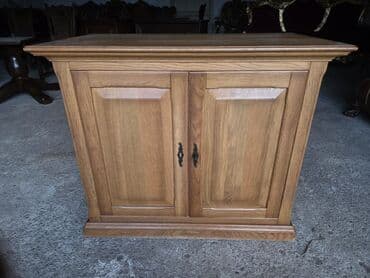 Drveni dvokrilni kabinet/komoda od punog hrasta - Materijal: masivni na lalafo.rs Drveni dvokrilni kabinet/komoda od punog hrasta - Materijal: masivni