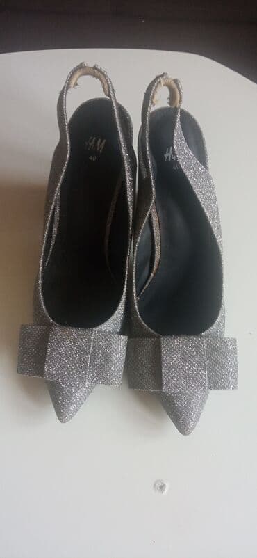 Sandale, H&M, 40 na lalafo.rs Sandale, H&M, 40