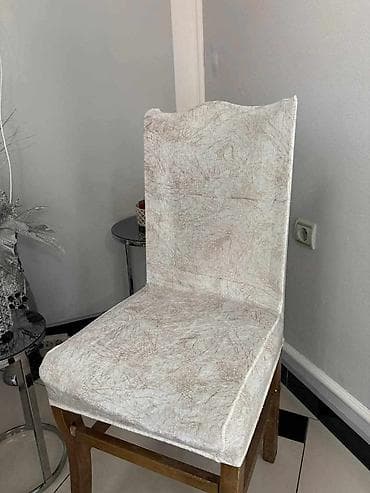 Navlake za stolice od plišanog materijala🌸 Cena za 6 komada 1800 na lalafo.rs — 2 Navlake za stolice od plišanog materijala🌸 Cena za 6 komada 1800 — 2