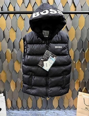 kom sa etiketom: Vest Boss, color - Blue at lalafo.rs — 2 kom sa etiketom: Vest Boss, color - Blue — 2