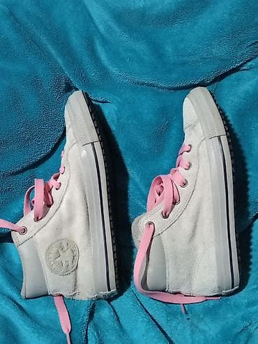 Converse All Star junior patike – visoki model - Broj: EU 35 (US 3 / na lalafo.rs — 3 Converse All Star junior patike – visoki model - Broj: EU 35 (US 3 / — 3