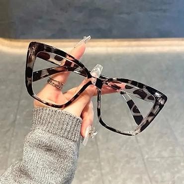 Naočare za vid i modni ramovi - Modeli: klasičan pravougaoni uniseks na lalafo.rs — 3 Naočare za vid i modni ramovi - Modeli: klasičan pravougaoni uniseks — 3