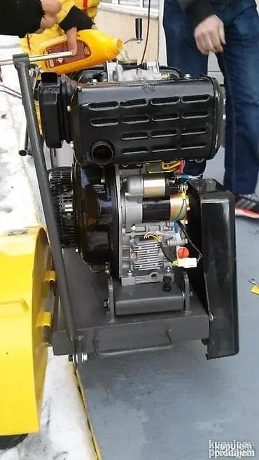 Нове Тестере за Сечење Бетона са Дизел Мотором. Опис производа: Наше na lalafo.rs — 1 Нове Тестере за Сечење Бетона са Дизел Мотором. Опис производа: Наше — 1