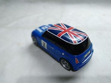 Crib & Stroller Toys: Autic Mini Cooper za auto pistu Carrera 9 cm.ispravan,malo ostecene at lalafo.rs — 3 Crib & Stroller Toys: Autic Mini Cooper za auto pistu Carrera 9 cm.ispravan,malo ostecene — 3