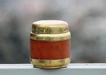 Antikviteti: Vintage Erhard & Sohne automatska STONA tabakera. Made in Germany na lalafo.rs — 6 Antikviteti: Vintage Erhard & Sohne automatska STONA tabakera. Made in Germany — 6