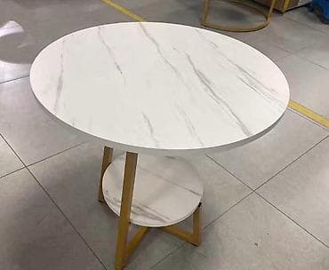 Antique Club Tables: Elegantan okrugli klub sto sa dodatnom policom - Dizajn: moderan at lalafo.rs — 2 Antique Club Tables: Elegantan okrugli klub sto sa dodatnom policom - Dizajn: moderan — 2