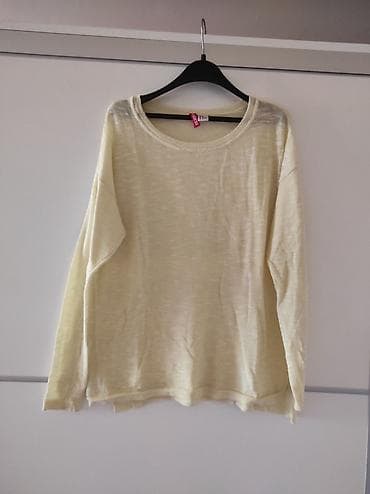 Personal Items: Bluza H&M, velicina 38. Moze i za velicinu L. Poluobim grudi 53 at lalafo.rs — 1 Personal Items: Bluza H&M, velicina 38. Moze i za velicinu L. Poluobim grudi 53 — 1