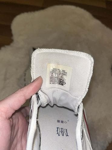 Converse Chuck Taylor All Star patike – niske, platnene, bela boja sa na lalafo.rs — 2 Converse Chuck Taylor All Star patike – niske, platnene, bela boja sa — 2