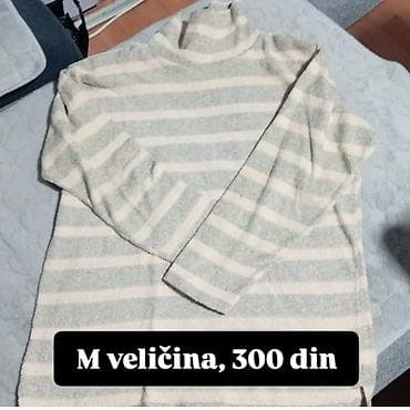 Prugeasti džemper sa rol-kragnom i dugim rukavima. Boja: svetlosiva i na lalafo.rs Prugeasti džemper sa rol-kragnom i dugim rukavima. Boja: svetlosiva i