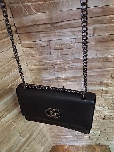 zenske original guess: Crna ženska Gucci torbica sa lancem preko ramena - Materijal: glatka na lalafo.rs — 3 zenske original guess: Crna ženska Gucci torbica sa lancem preko ramena - Materijal: glatka — 3