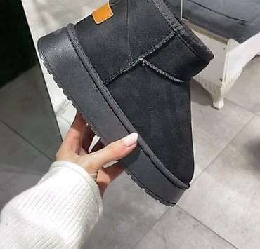 UGG cizme
36-41
3000 din na lalafo.rs — 3 UGG cizme
36-41
3000 din — 3