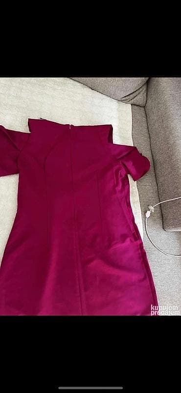 kom sa etiketom: Elegantna ženska haljina – Cameleon, veličina XL - Model: ravna/shift at lalafo.rs — 2 kom sa etiketom: Elegantna ženska haljina – Cameleon, veličina XL - Model: ravna/shift — 2