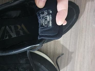 Zara patike originalnosene ali dobro očuvane.Tragovi korišćenja samo na lalafo.rs — 4 Zara patike originalnosene ali dobro očuvane.Tragovi korišćenja samo — 4