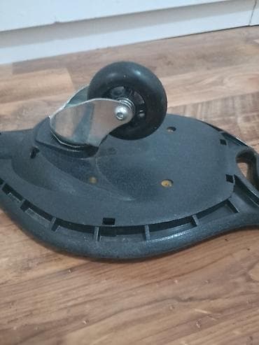 Ripstik/caster board sa dva točka – crveno-crni - Daska na dva at lalafo.rs — 10 Ripstik/caster board sa dva točka – crveno-crni - Daska na dva — 10