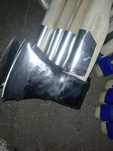 Sekire – ručni alati za cepanje i seču - Klasik model sekire sa na lalafo.rs — 1 Sekire – ručni alati za cepanje i seču - Klasik model sekire sa — 1