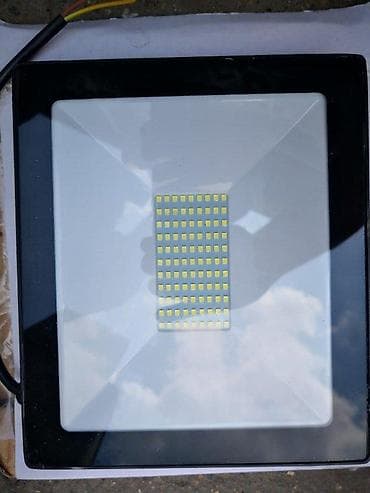 Led Reflektori 200w el.keramik RASPRODAJNE cene. Led reflektori na lalafo.rs — 5 Led Reflektori 200w el.keramik RASPRODAJNE cene. Led reflektori — 5