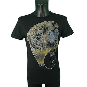 T-shirt color - Black at lalafo.rs T-shirt color - Black
