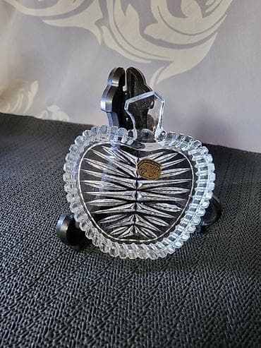 Other Home Decor: Pepeljara nova kristal Bohemija 70te. Sve na pepeljari odsjaj od at lalafo.rs — 3 Other Home Decor: Pepeljara nova kristal Bohemija 70te. Sve na pepeljari odsjaj od — 3