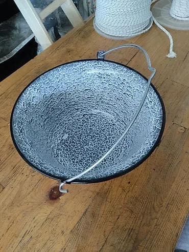 Kotlić emajliran 8 l
1.950 din na lalafo.rs — 6 Kotlić emajliran 8 l
1.950 din — 6