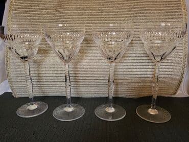 Vinyl records: Case kristal za vino oko 1910g Jugendstill. Kristalne case za at lalafo.rs — 10 Vinyl records: Case kristal za vino oko 1910g Jugendstill. Kristalne case za — 10