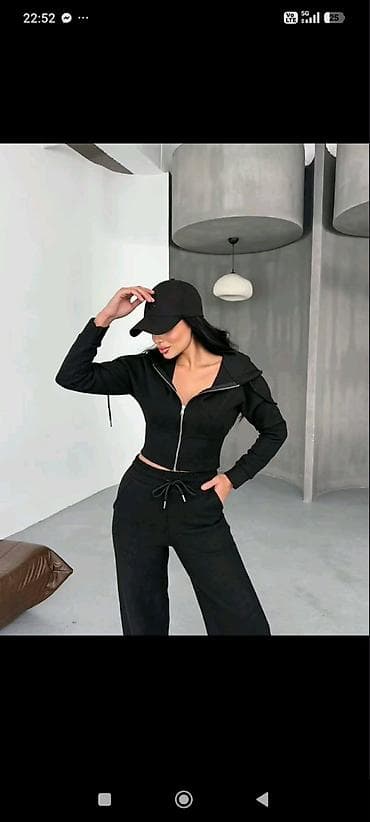 Termo komplet – ženski - Model: crni duks sa rajsferšlusom (kratki na lalafo.rs Termo komplet – ženski - Model: crni duks sa rajsferšlusom (kratki