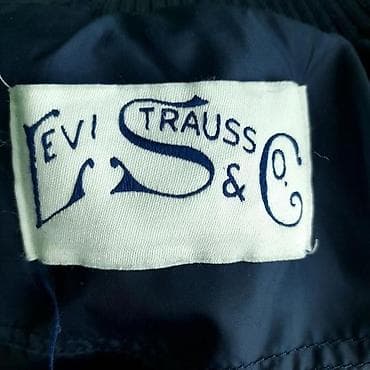 Jakna levis, vel. M, perjana marka: levis veličina: m materijal na lalafo.rs — 7 Jakna levis, vel. M, perjana marka: levis veličina: m materijal — 7