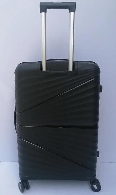 Travel suitcases and bags: Set tvrdih kofera – 3 komada, crna boja - Materijal: čvrsta ABS/PC at lalafo.rs — 9 Travel suitcases and bags: Set tvrdih kofera – 3 komada, crna boja - Materijal: čvrsta ABS/PC — 9