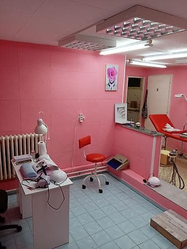 Kozmetički/studio prostor – opremljen i funkcionalna. Nudimo sve vrste na lalafo.rs Kozmetički/studio prostor – opremljen i funkcionalna. Nudimo sve vrste