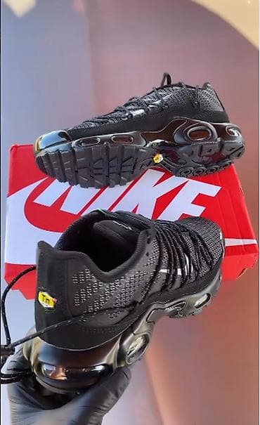 Nike air max tn utility Toggle black patike A klasa NOVO Novo na lalafo.rs — 3 Nike air max tn utility Toggle black patike A klasa NOVO Novo — 3