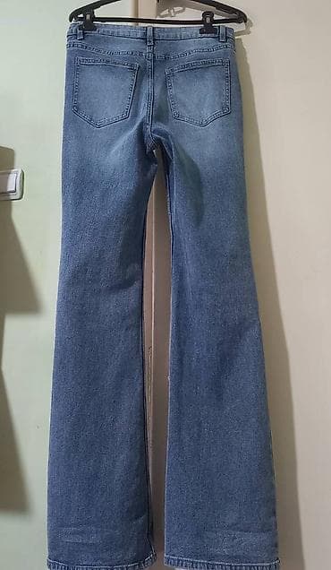 pantalone butiku ali: Nove farmerke 28, zvonarice, teksas lep, nije debeo, imaju elastina na lalafo.rs — 2 pantalone butiku ali: Nove farmerke 28, zvonarice, teksas lep, nije debeo, imaju elastina — 2